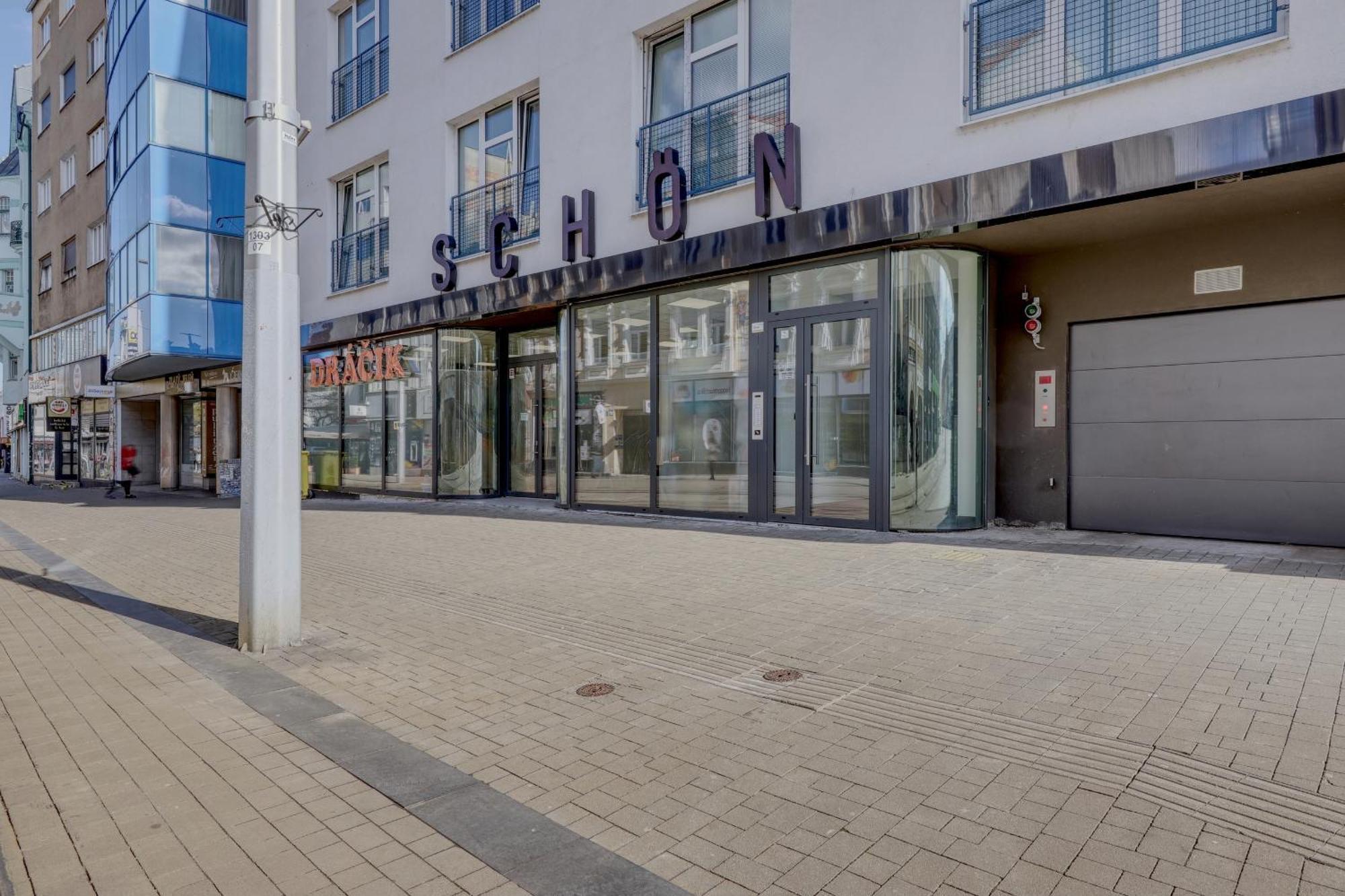 Shone Apartment Old Town 2 Bedroom Bratislava Exterior photo